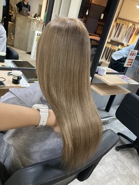 ラフ 難波店(LAFF) #黒髪#ボブルフ#ネビージュ#小顔#ワンレン