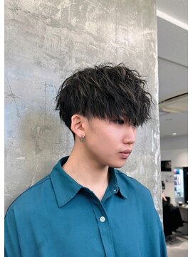 メンズサロン キング 梅田店(Men’s salon K!ng) 波巻きツイストスパイラルパーマ/フェザーパーマ/眉毛/メンズ