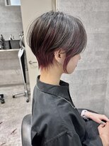 アンダーバーホワイト(_WHITE)&nbsp;大人可愛い20代30代40代50代耳かけショート丸みショート