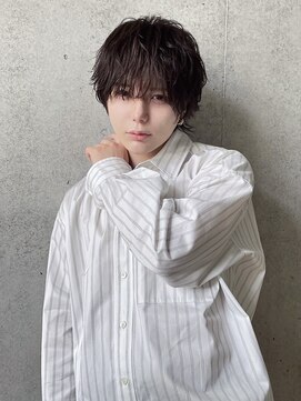 ボンドストーリーホワイト(BondStory White) 無造作ウルフ×波巻きパーマ