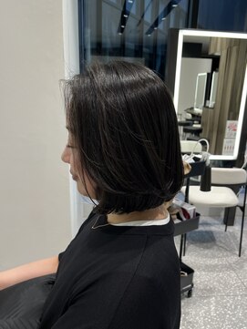 サヴォア(Savoir) 大人女性の決めすぎない、フレンチボブ。