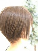 ショートボブ