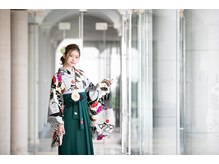 スリー(three)の雰囲気(卒業式袴着付+ヘアセット¥14,300早朝のご予約も承ります)