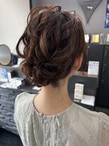 ナービス(NARVIS)&nbsp;似合わせヘアセット/シニヨン/大人可愛い