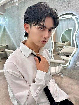 グロー オオミヤ アネックス 大宮(GLROW OMIYA ANNEX) ◆ センターパート大宮メンズ縮毛矯正ダウンパーマ