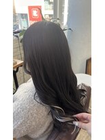 ベル(belle)&nbsp;控えめオリーブグレー！イヤリングエクステでより可愛い！！