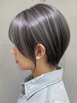 トゥルートラスト 和戸店(True Trust)&nbsp;おしゃれな大人のシルバーグレー ダブルカラー