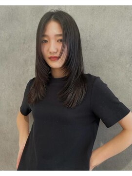 エアー 青山(AIR) 前髪なしレイヤーカット