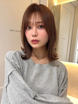 アイユー(ii+U) 大人ボブ/くびれ/ミディアムレイヤー/外ハネボブ/ミディアムボブ