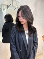 ジーナ  札幌大通(Zina)&nbsp;髪質改善＊ダークブルー＊ワンホンレイヤー＊Zina札幌大通