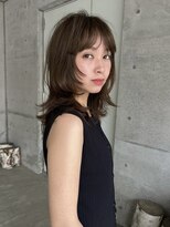 ルクバト(RUKBAT) オリーブベージュカラー×レイヤースタイル