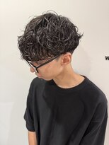 ウォルト(walt)&nbsp;栄 メンズ 波巻きシャドウパーマ 強めカールマッシュ