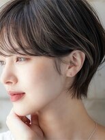 アトレ 福岡大名店(attrait)&nbsp;大人っぽいショートボブ × ブラウンカラーで垢抜け顔