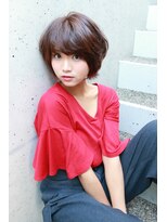 ヴァスティ(VASTY)&nbsp;可愛さ溢れるキューなト小顔バングショート