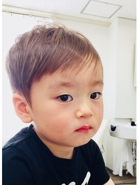 2歳 男の子 L ユノン パーク U Non Park のヘアカタログ ホットペッパービューティー