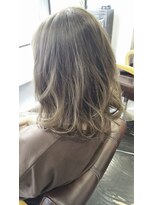 リゾートエフ(Resort.f)&nbsp;ハイトーン切りっぱなしボブ