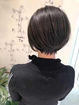 ラヴェストバイフレイスウェル(LOVEST by frace well) 《LOVEST甲村》おしゃれに決まるショートボブ