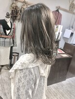 ヘアーアンドアトリエ マール(Hair&Atelier Marl)&nbsp;【Marl】オリーブグレージュカラーの無造作セミディ♪