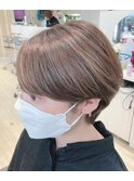 重めマッシュショートヘアミルクティーベージュ20代30代