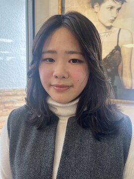 コレットヘア(Colette hair) 【くびれ巻きレイヤースタイル】