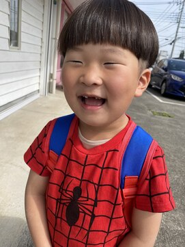 ブリック(Brick) 刈り上げキッズカット