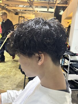 アノ(Ano.) シャドウパーマ