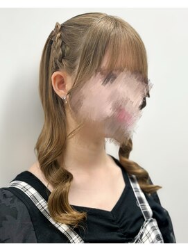 アールエーサロンモノクロ 秋葉原(RA SALON モノクロ) ハーフツイン