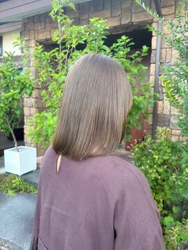 美容室 ルチア ハワイ(Luccica HAWAII) オリーブベージュ