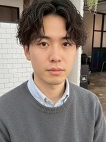 ミュージアム(MUSEUM)&nbsp;センターパートメンズパーマスタイル　スパイラルパーマ