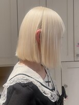 ベレーザ 川越(Beleza)&nbsp;19145抜きっぱなしブリーチハイトーンカラー切りっぱなしボブ