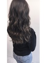 エミュスト(Emuest) 【Emuest心斎橋】抜け感ハイライト×プラチナブルージュ