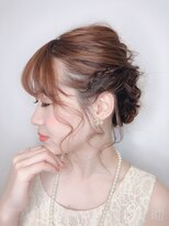 シーデン(C-den)&nbsp;人気モテNo.1×都会風シニヨン×ヘアセット×ゆるふわ×編み込み