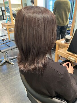 エムプラス 二子玉川(Mplus) ◯くびれミディ◯まろやかベージュ 外ハネ 艶ベージュ