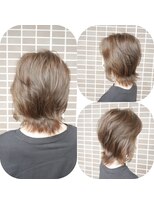 ヴィアスヘアー(vias hair)&nbsp;IROJIKAKE「LEAF（リーフ）」マットベージュ×外ハネミディ