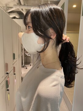 ムーム(Momb) おくれ毛カット