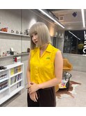 ホワイトグレージュ