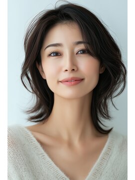 クロス(CROSS) 外ハネ　レイヤーカット