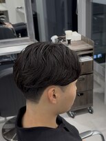 グルーマーズクレッジ 渋谷店(GROOMER/S CREDGE)&nbsp;メンズ/刈り上げセンターパート/フェザーパーマ/渋谷