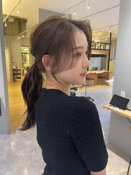 ミラ(MIRA) 顔まわりカット／顔まわりレイヤー／前髪／梅田美容室