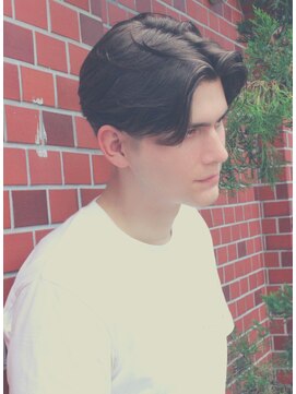 ジジバイワースホワイル(jiji by WORTH WHILE) 刈り上げセンターパートサーフカール波巻きツイストスパイラル