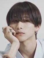 レタッチバイフィフス(RETOUCH by fifth)&nbsp;原宿センターパートニュアンスパーマツーブロックメンズパーマ 