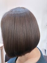 ヘヤ 湘南台(Heya)&nbsp;ツヤ感前下がりボブ