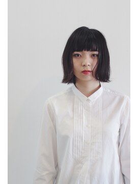 ファミリィ (PHAMILEE) クリアな外ハネスタイルにほつれ感を