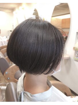 サムソンアンドデリラマハロ (samson&delila Mahalo) 大人ショートボブ