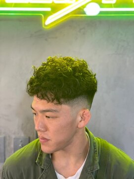 グリーディーフォックス 代々木(Greedy FOX) 韓国マッシュ/センタ-パ-ト/ツイストスパイラル/スキンフェード