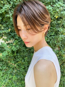 イオエ(ioe) イメチェン/外ハネボブ/ワイドバング/ブルーブラック/美髪