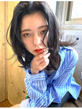 キティン 吉祥寺(kitin) 《kitin吉祥寺》 ふんわりレイヤーカットくびれへア