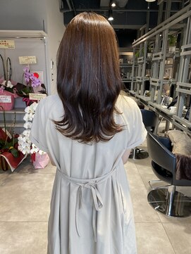 ディーエックス スリー(Dxxxx III) 美髪レイヤー恵比寿