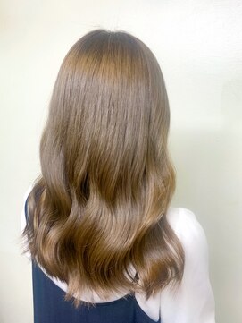 バブルス 上福岡店(BUBBLES) 明るめのクリームベージュ