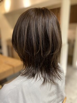 デッカドゥ 阪急茨木(DECCA-DEUX) ウルフスタイル